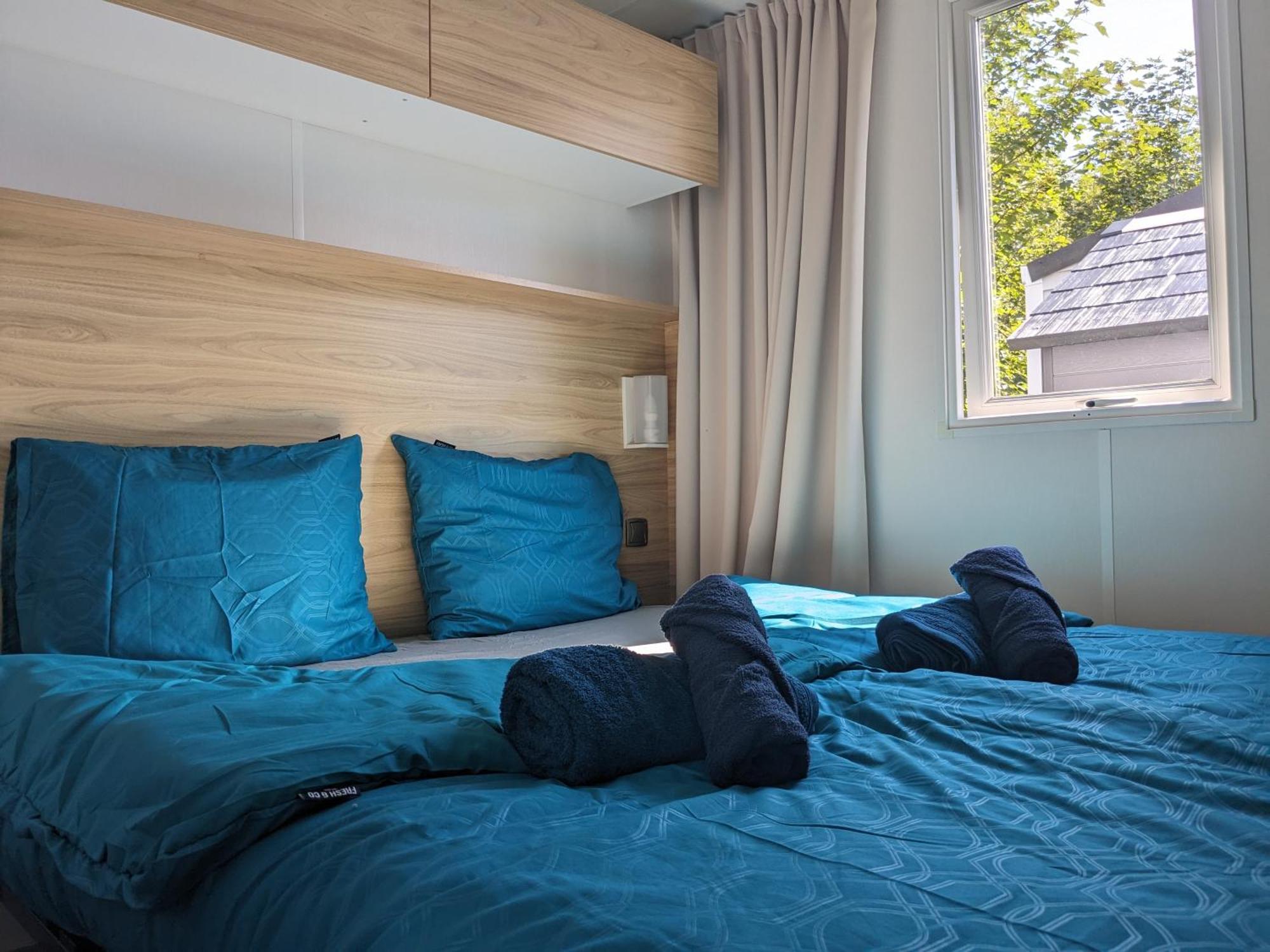 Cozy Tiny Solhouse 7 - Near Groningen - 5 Star Location Lägenhet Kropswolde Exteriör bild